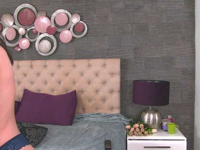 Arya-Joy live cam on BongaCams