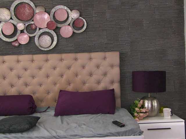 Arya-Joy live cam on BongaCams