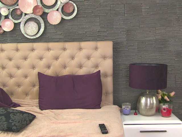 Arya-Joy live cam on BongaCams