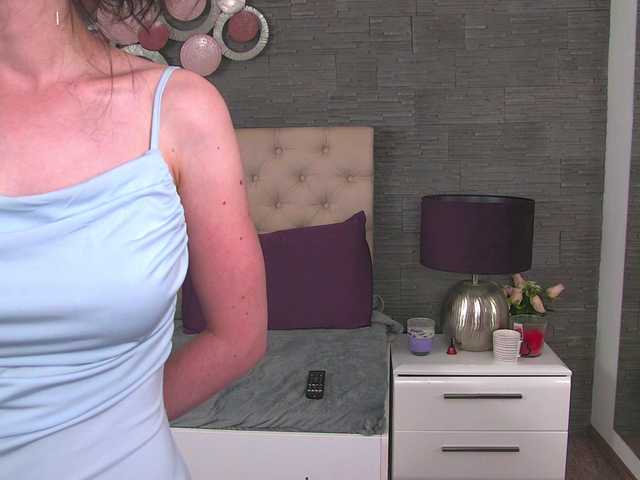 Arya-Joy live cam on BongaCams