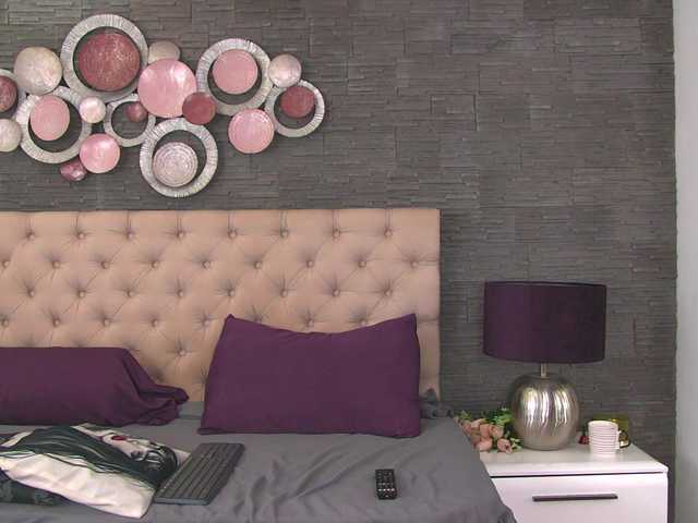 Arya-Joy live cam on BongaCams
