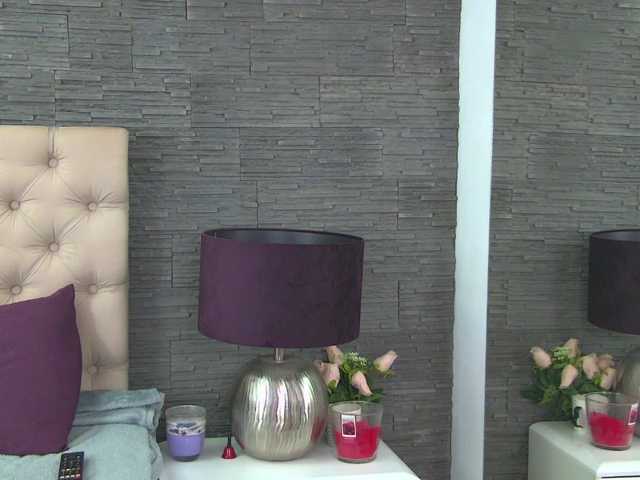 Arya-Joy live cam on BongaCams