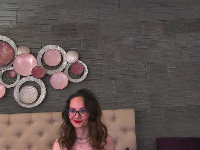 Arya-Joy live cam on BongaCams