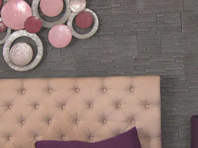 Arya-Joy live cam on BongaCams