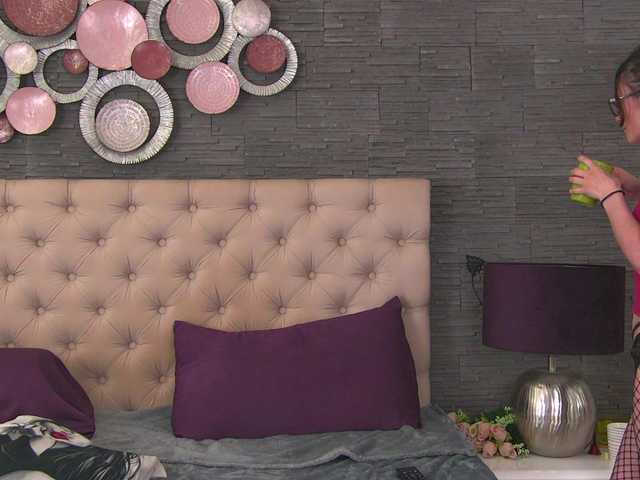 Arya-Joy live cam on BongaCams
