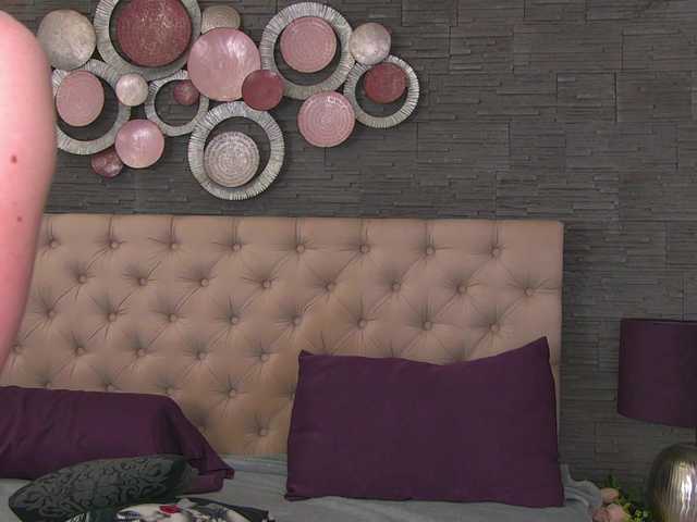 Arya-Joy live cam on BongaCams
