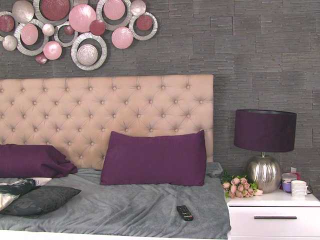 Arya-Joy live cam on BongaCams