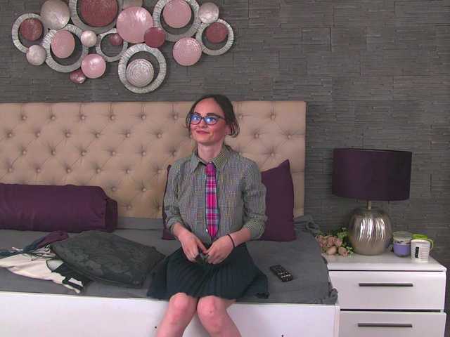 Arya-Joy live webcam show