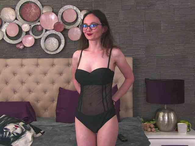 Arya-Joy webcam
