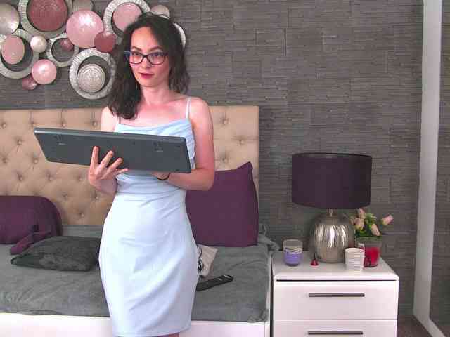 Arya-Joy webcam