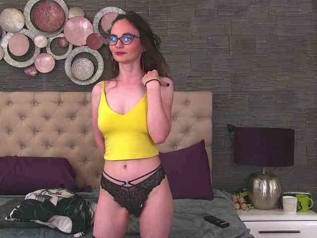 Arya-Joy webcam