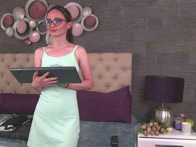 Arya-Joy webcam