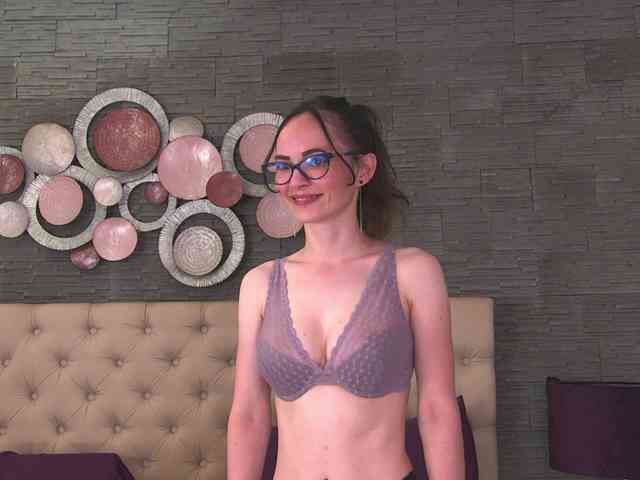 Arya-Joy webcam