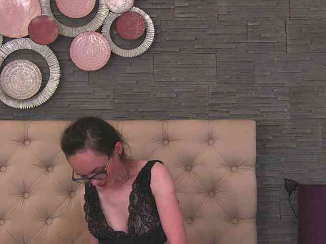 Arya-Joy webcam