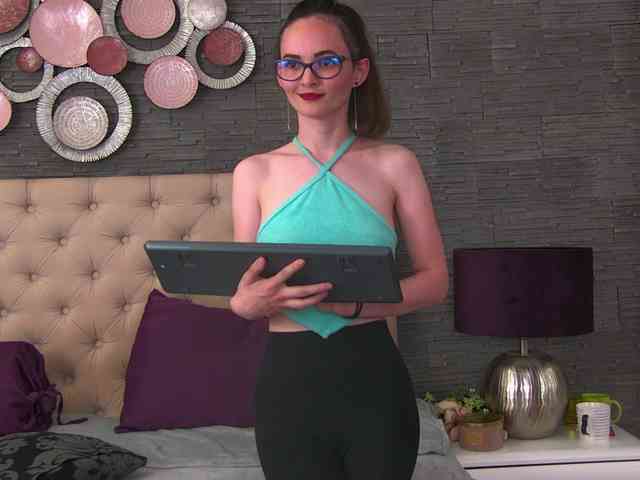 Arya-Joy webcam