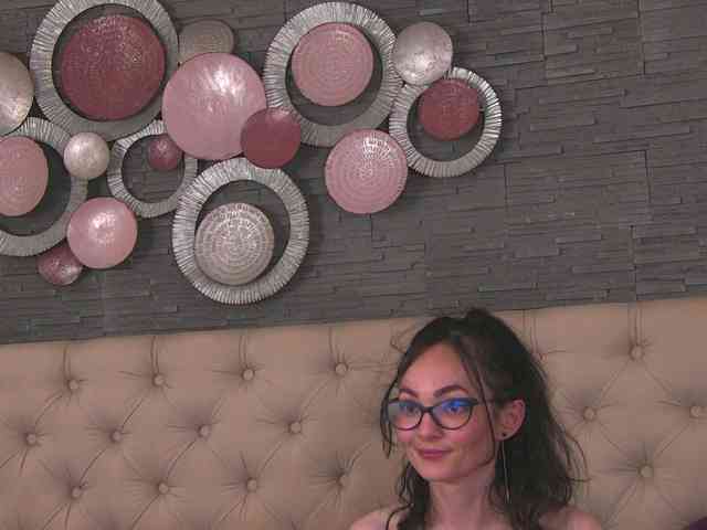 Arya-Joy webcam