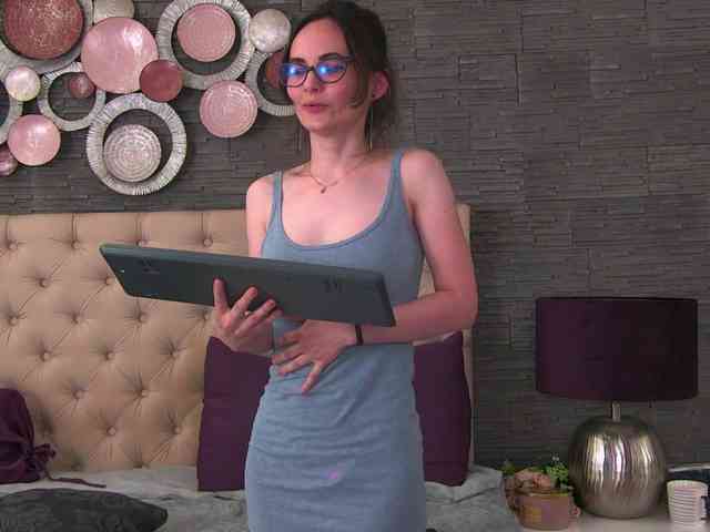 Arya-Joy webcam