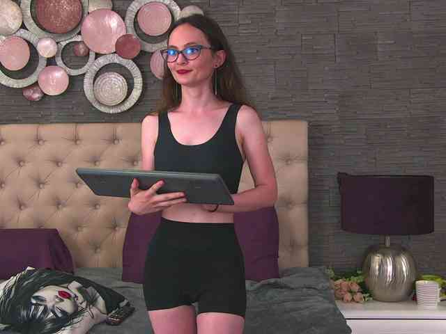 Arya-Joy webcam