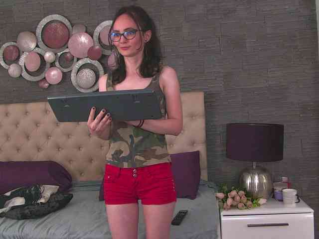 Arya-Joy webcam