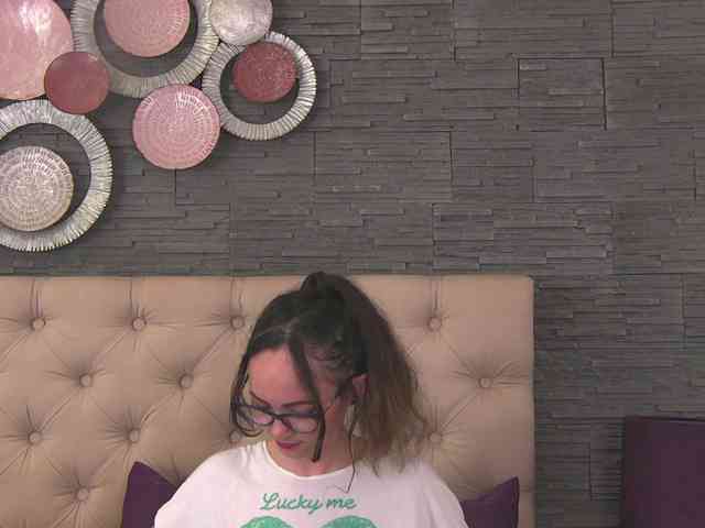 Arya-Joy webcam