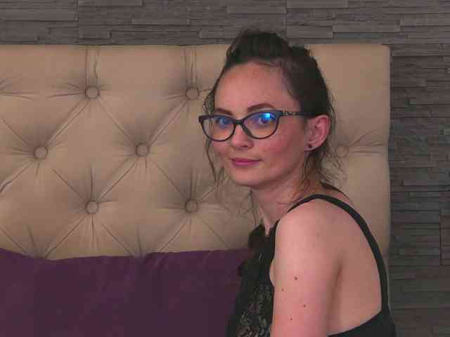 Arya-Joy webcam