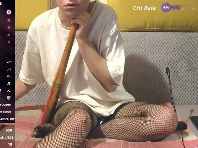 le modèle Anasquirt69 est en webcam porno dans un show sur le site bongacams, il possède les tags suivants: White/Caucasian,Blonde,Shaved
