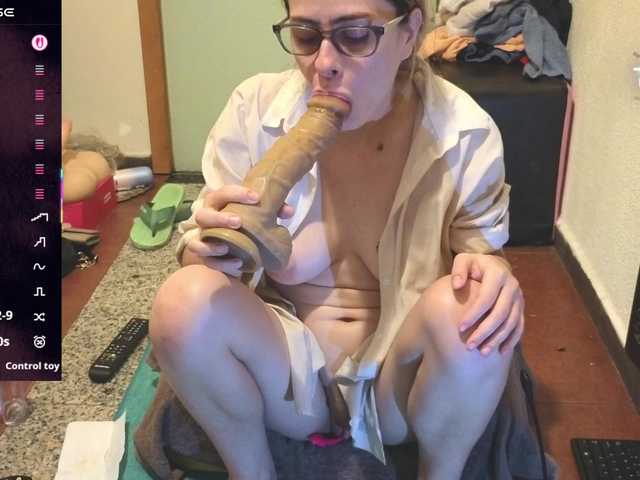Anasquirt69 live cam on BongaCams