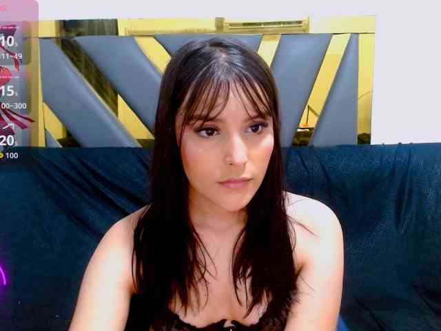 nathaly18 webcam