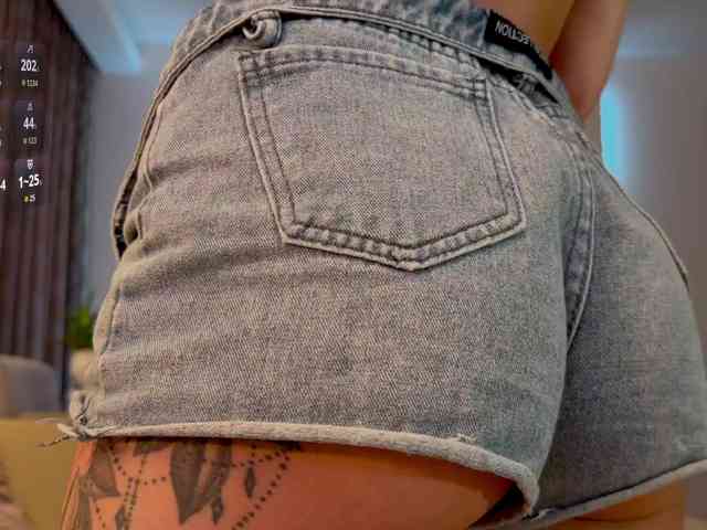 -YourHanna- Live Webcam on BongaCams