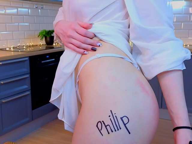  CrystalDiva chat room