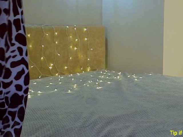  CrystalDiva chat room