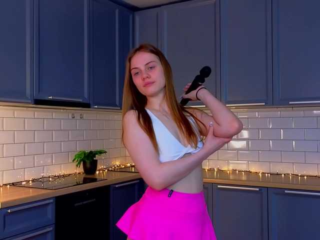  CrystalDiva chat room