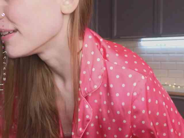 CrystalDiva webcam