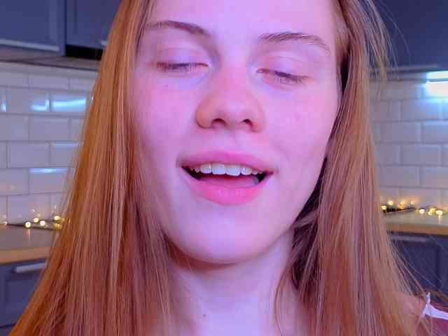 CrystalDiva webcam
