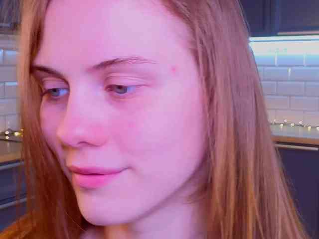 CrystalDiva webcam