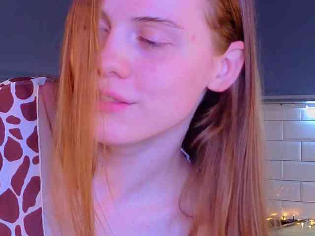 CrystalDiva webcam