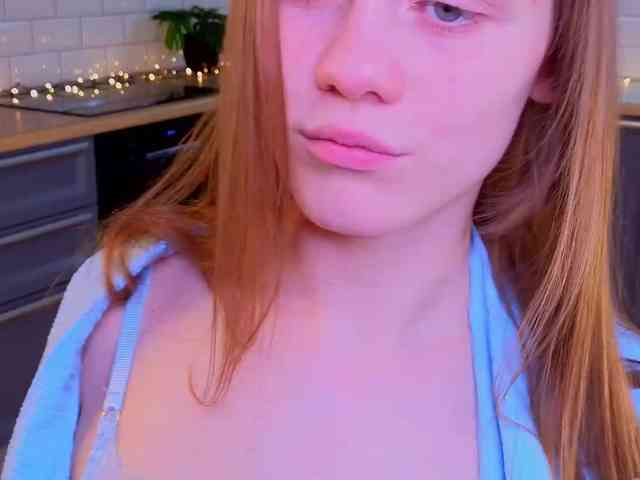 CrystalDiva webcam