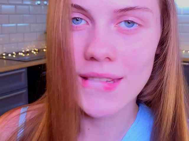 CrystalDiva webcam