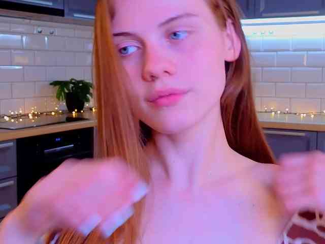 CrystalDiva webcam