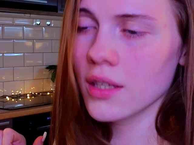 CrystalDiva webcam