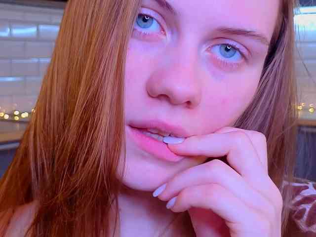 CrystalDiva webcam