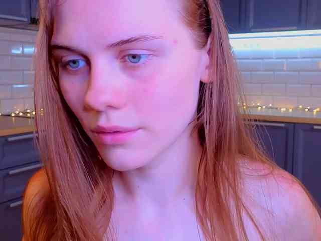 CrystalDiva webcam
