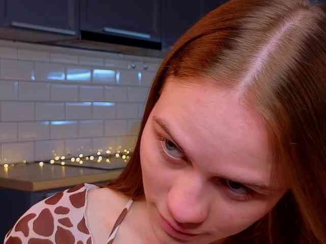 CrystalDiva webcam