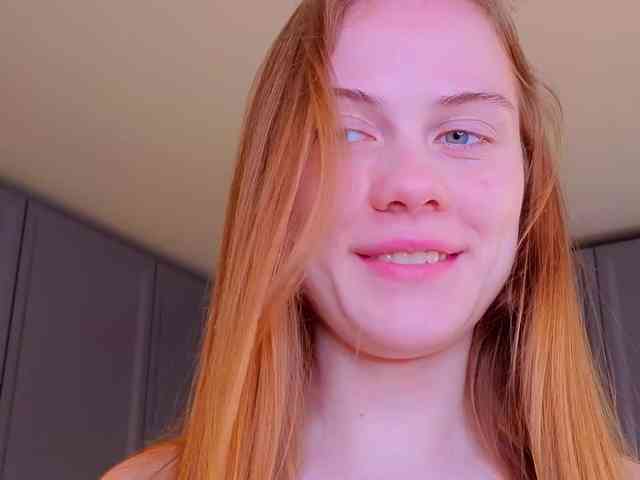 CrystalDiva webcam