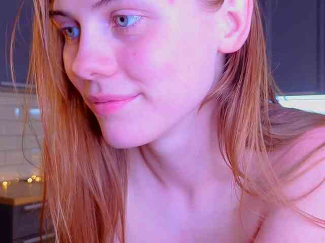 CrystalDiva webcam