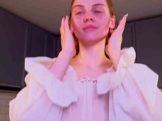 CrystalDiva webcam