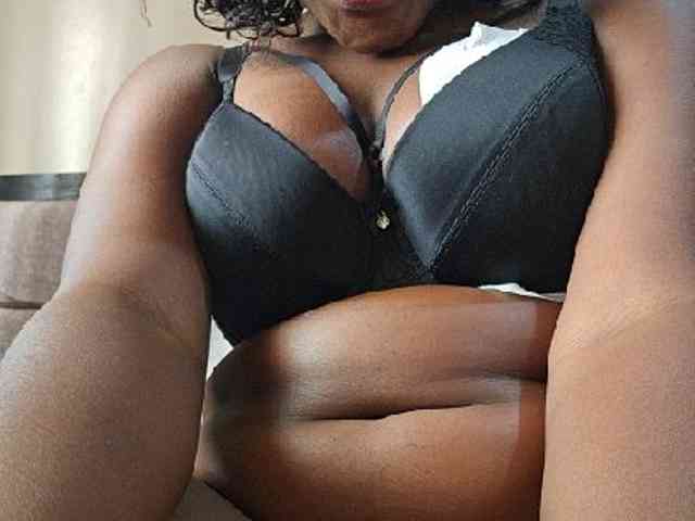 Peachydoll webcam