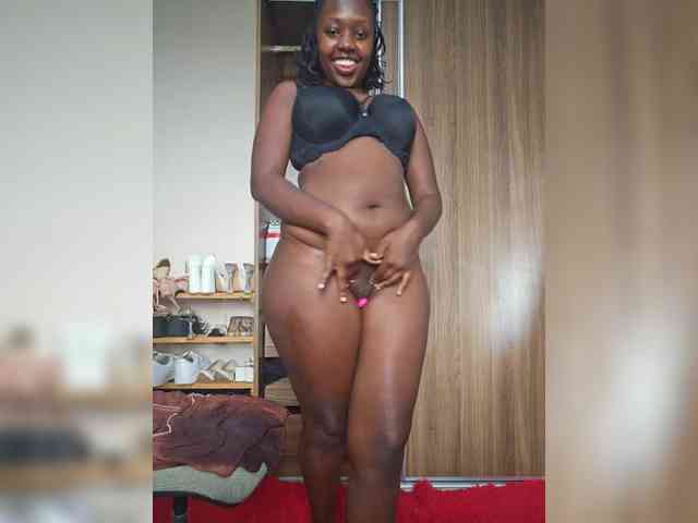 Peachydoll webcam