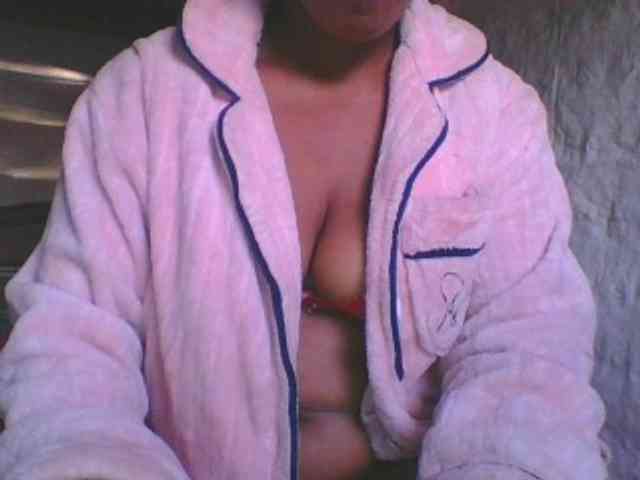 shensie01 Live Webcam on BongaCams