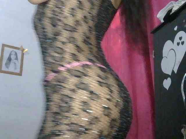 DanielitaDollx Live Webcam on BongaCams